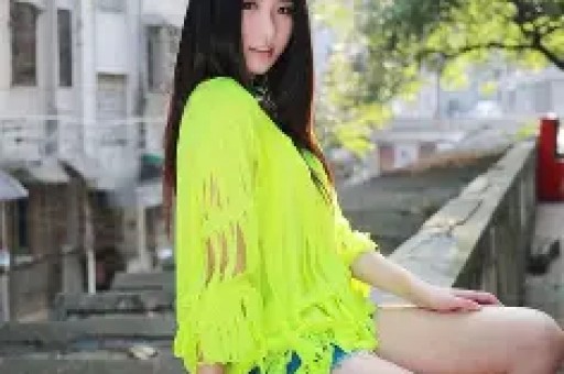 10年前那个放弃百万年薪回国当村官的秦玥飞现状如何？